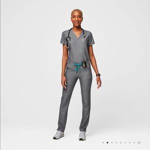 Figs Women Scrub Top & Pants